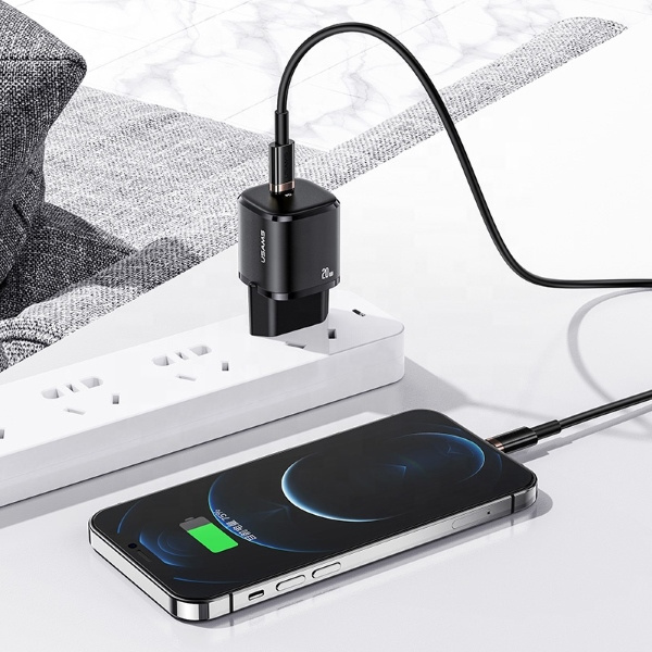 Síťová nabíječka USAMS 1xUSB-C T36 mini 20W PD3.0 Fast Charging black CC124TC01 (US-CC124)