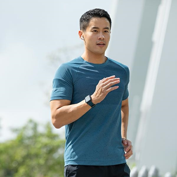 Kryt UNIQ Linus strap Apple Watch 4/5/6/7/8/9/SE/10 40/41/42mm Airosoft Silicone gray/chalk grey