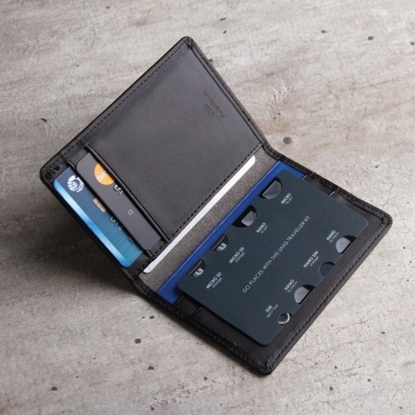 Kryt UNIQ Sim Adapter Traveller Kit 7in1 organizer