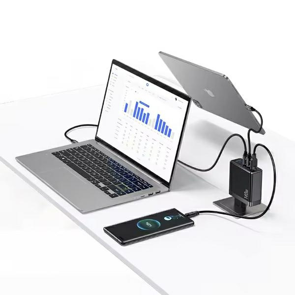 Síťová nabíječka USAMS US-CC168 USB-A, 2xUSB-C T52 PD 140W Fast Charging + USB-C / USB-C cable 240W black
