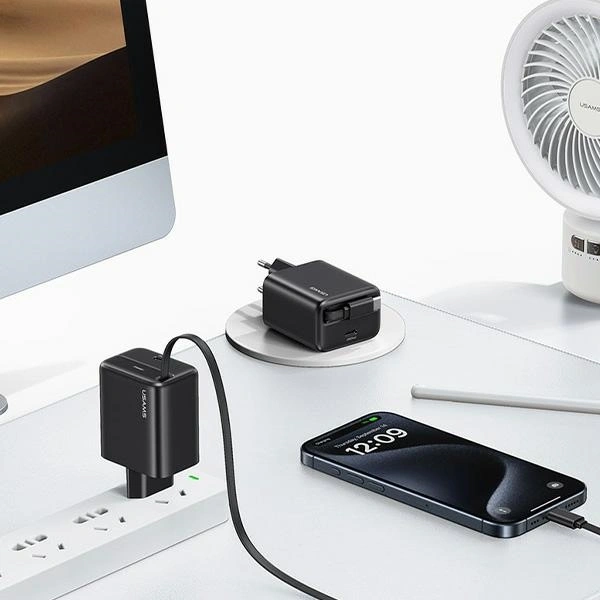 Síťová nabíječka USAMS USB-C  + retractable USB-C PD+QC 20W Gan Fast Charging white YC Series