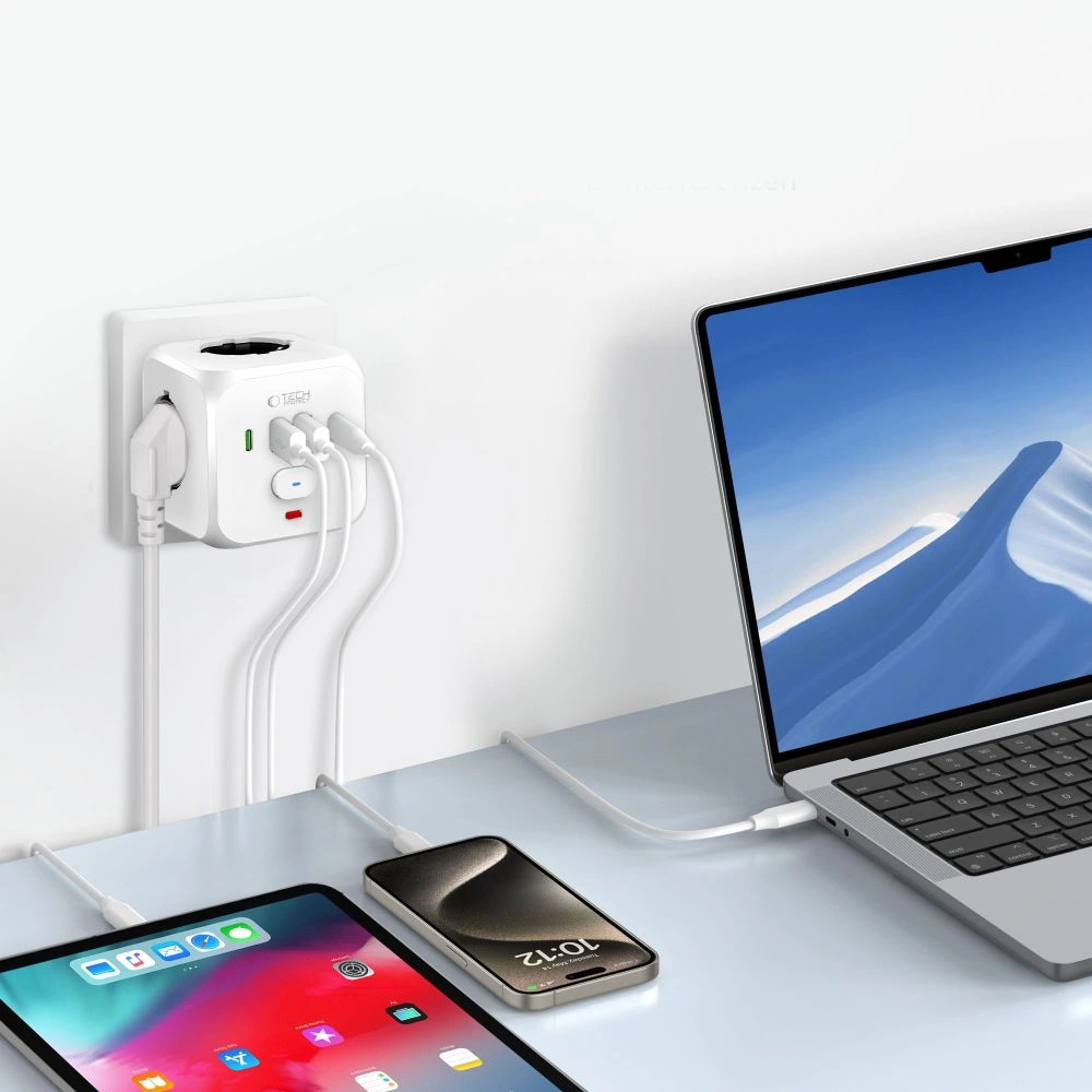 Síťová nabíječka Tech-Protect PCL3X4 Power Socket 2xUSB-A, 2xUSB-C, 3xAC White