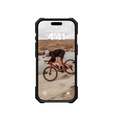 Kryt UAG Urban Armor Gear Essential Armor MagSafe Apple iPhone 16 Pro (black)