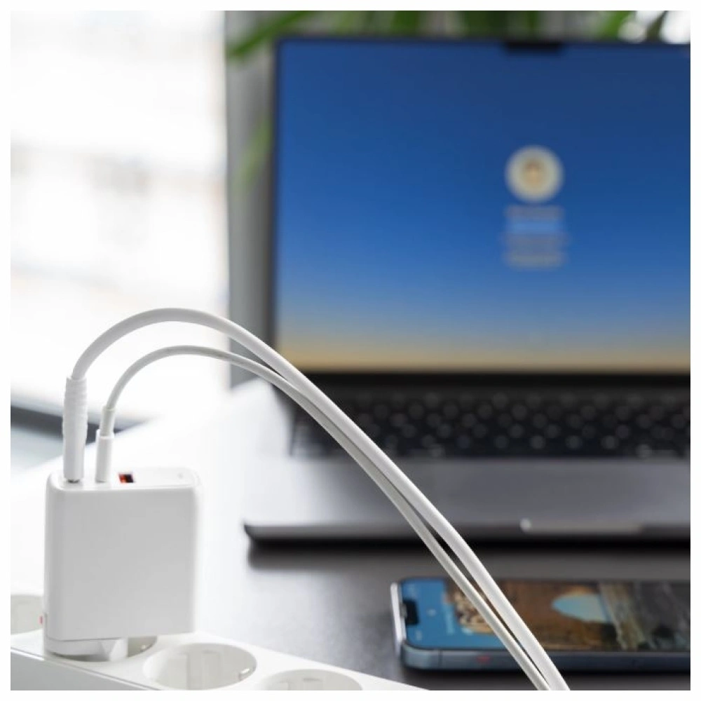 Síťová nabíječka 4smarts Flex 65W USB-A, 2xUSB-C power charger white
