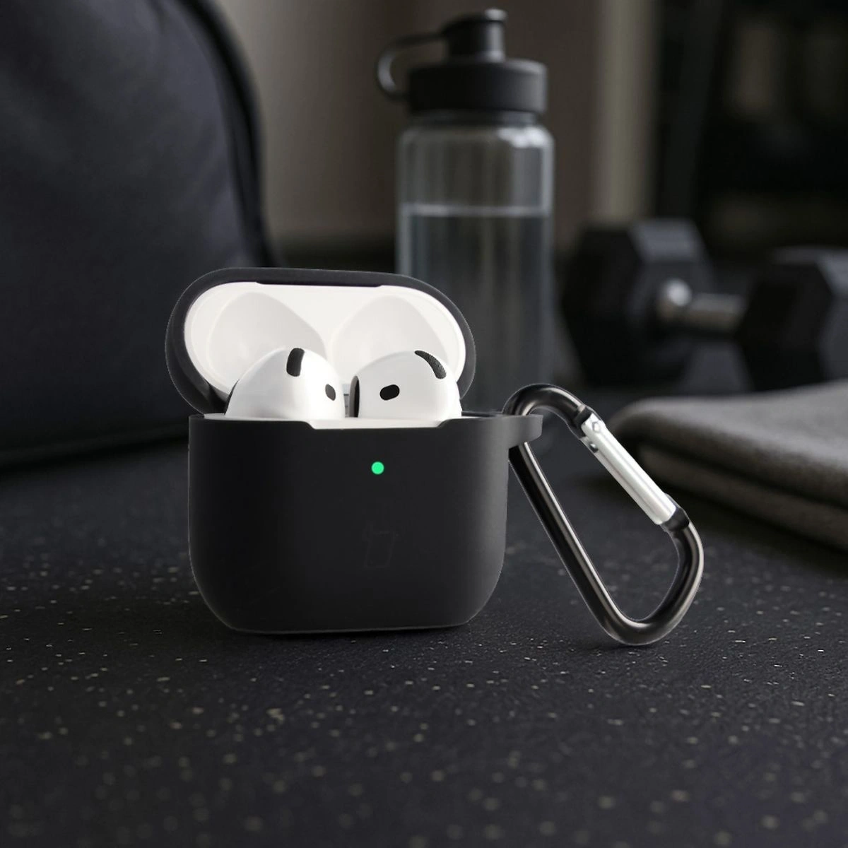 Kryt Bizon Case Headphone Silicone Apple AirPods 4 black