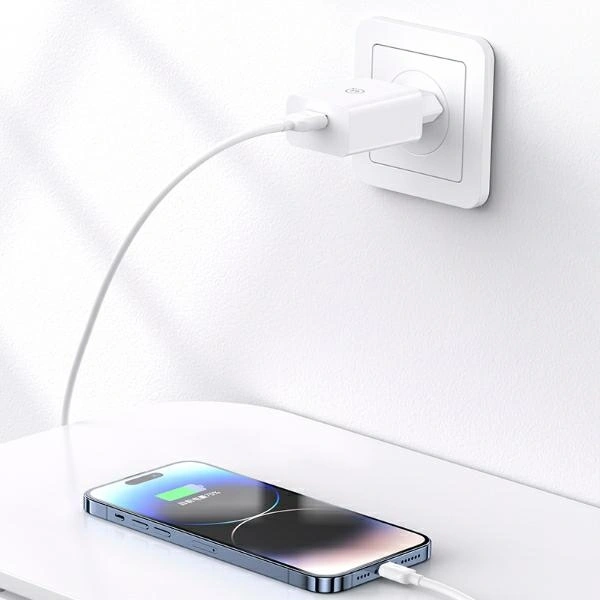 Síťová nabíječka USAMS 18W USB-A  + USB-A / Lightning Fast Charging Cable white