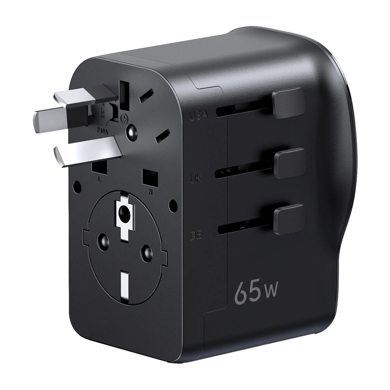 Síťová nabíječka Uniwersalny adapter podróżny / ładowarka sieciowa Ugreen S550, 65W, 2x USB-C, 1x USB-A