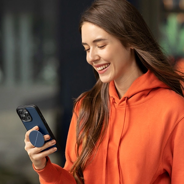 Kryt Uniq Novo Apple iPhone 14 Pro black