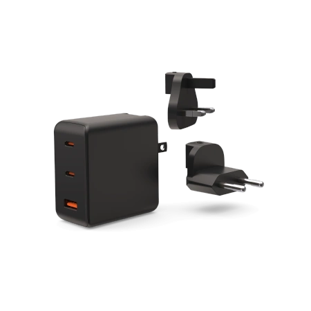 Síťová nabíječka UAG Urban Armor Gear SRGE Charger 100W USB-A, 2xUSB-C, EU, UK, US plugs included (black)