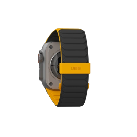 UAG Urban Armor Gear Pathfinder silicone double-sided magnetic strap for Apple Watch 42 / 44 / 45 / 46 / 49 mm (larger)