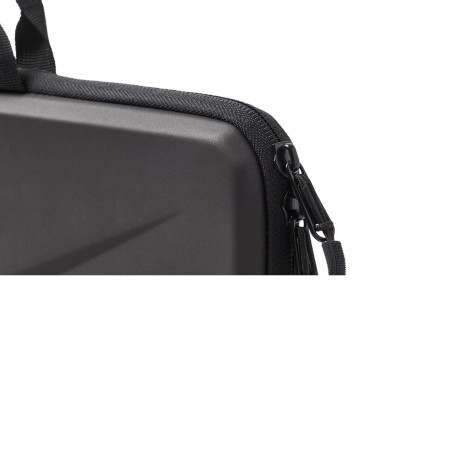 Kryt UAG Urban Armor Gear Civilian Shock Sleeve with a handle Apple MacBook 15" - 16" (black)