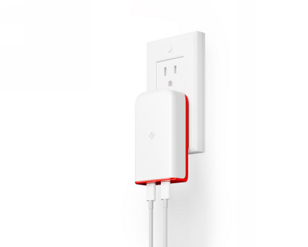 Síťová nabíječka Twelve South PlugBug 50 50W PD , 2xUSB-C compatible with Apple Find My (EU and UK plugs included)