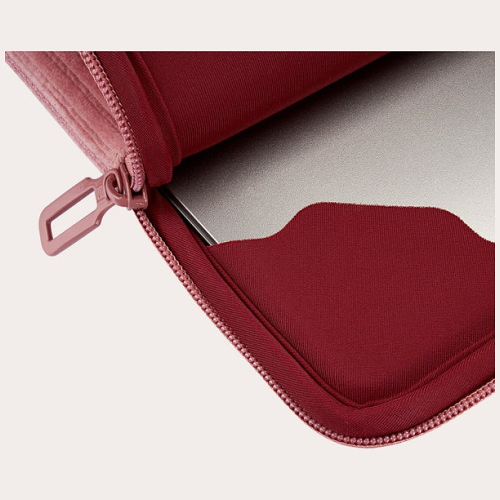Kryt Tucano Velluto 2 Sleeve Laptop Bag 16" / MacBook 16" pink